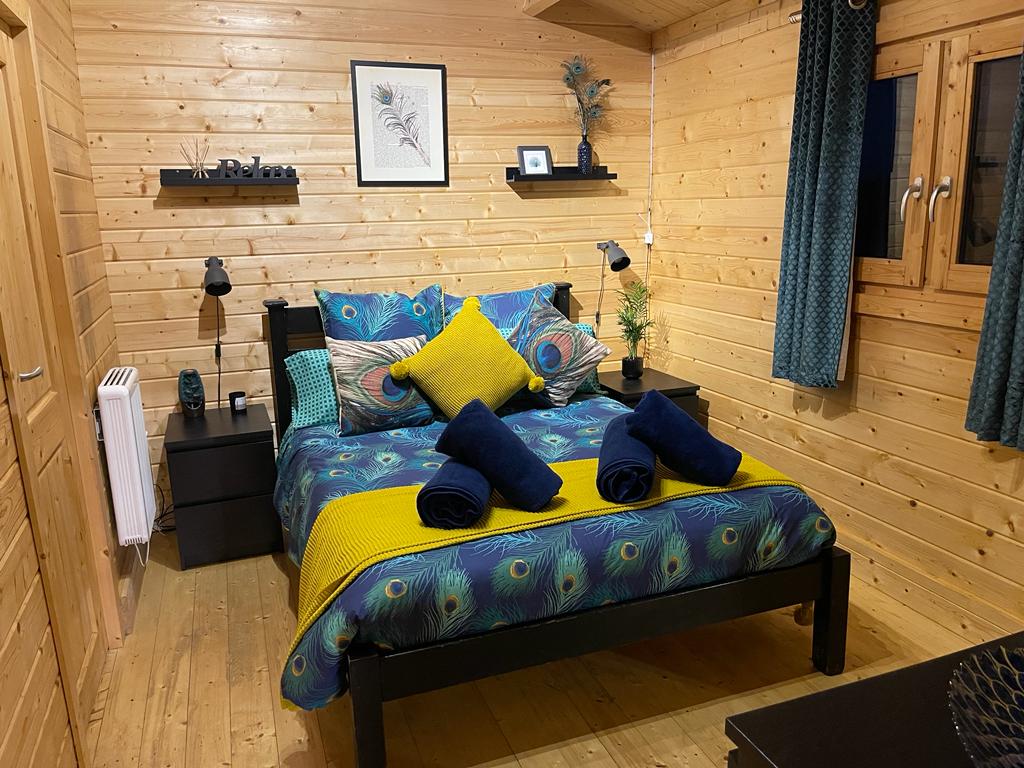 Second double bedroom at Keepers Cabin